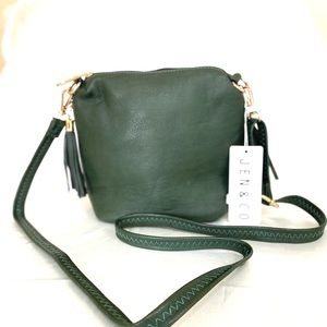 New Hunter Green JEN & CO purse